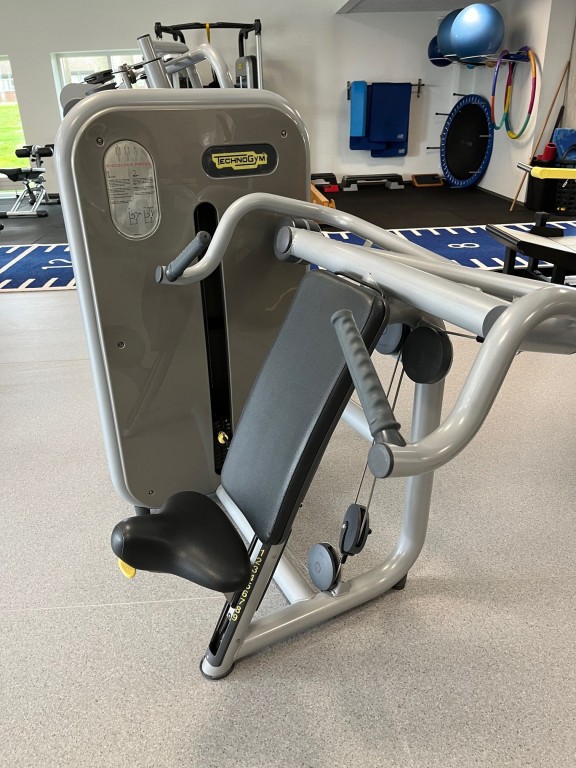 Shoulder press