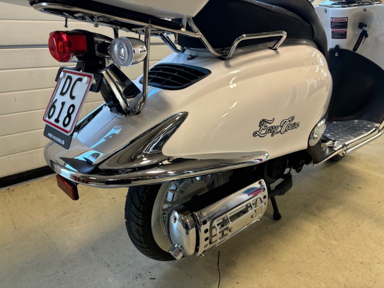 Retro Scooter 45 - fabriksny