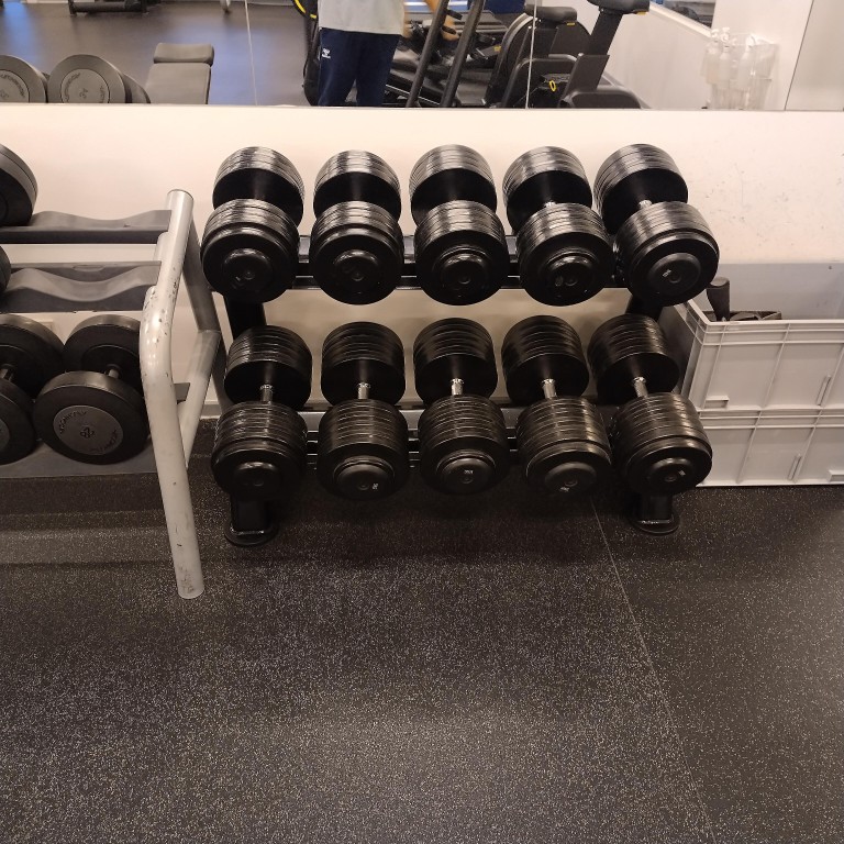 Håndvægte med stativ
