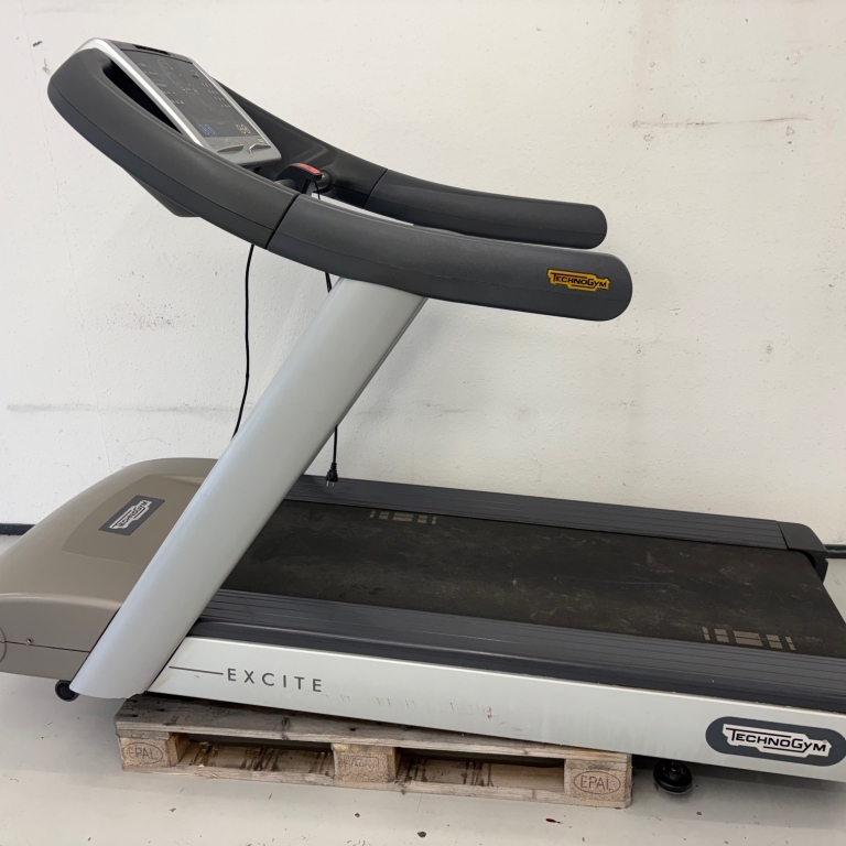 Technogym Excite 700