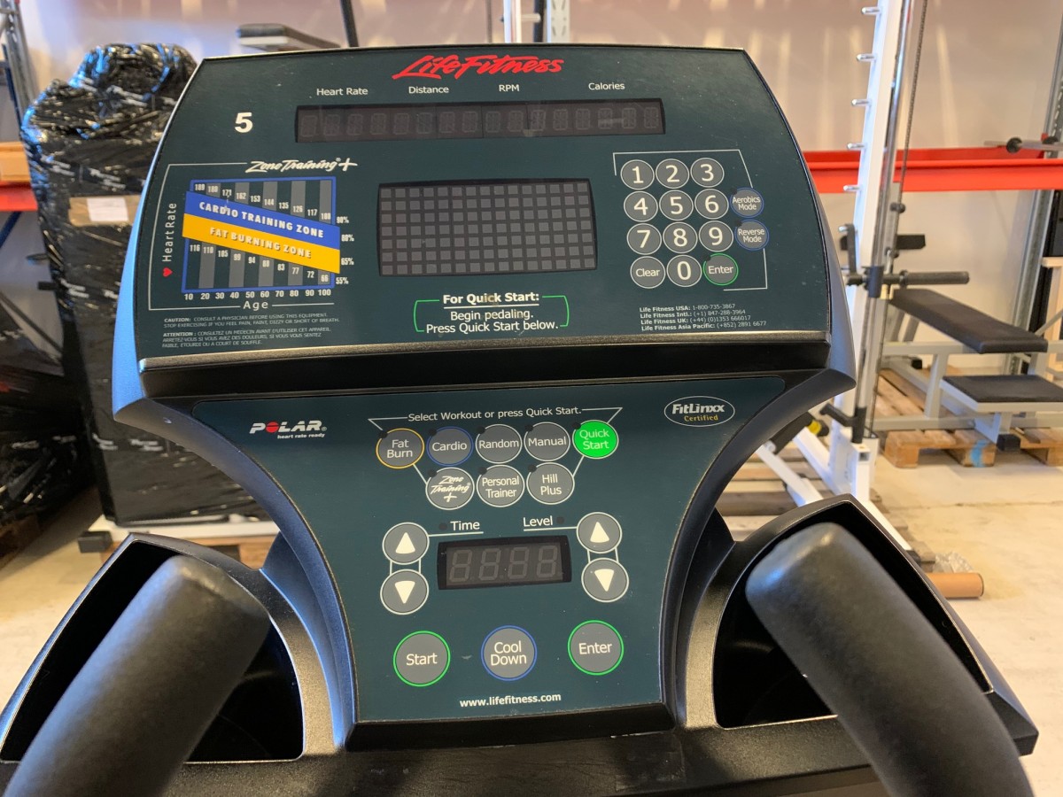 Life Fitness 9500 HR